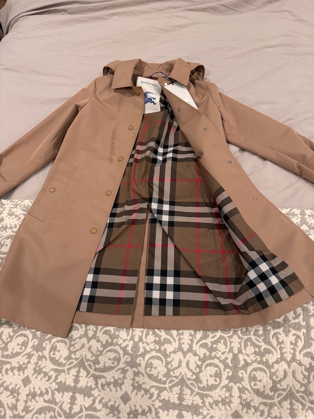 Burberry Beige Trench Raincoat with Signature Check Lining